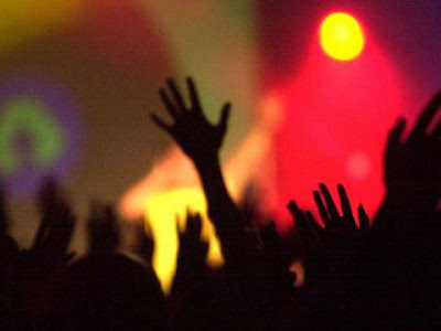 http://2.bp.blogspot.com/_S64LkHHRSXM/TS8u2OIcRQI/AAAAAAAABBM/hc9QWHPIn8o/s1600/adorando.jpg