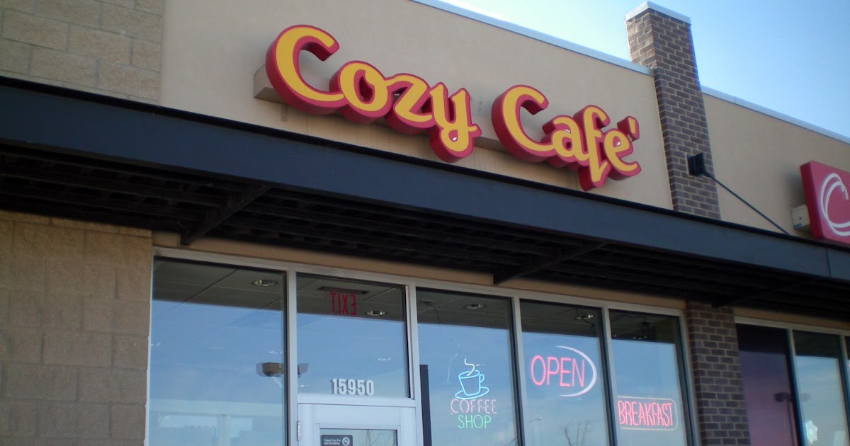 Des Loines Cozy Cafe in Clive