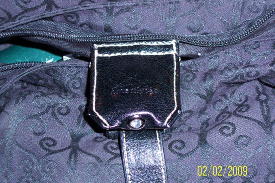 [Purse2.jpg]