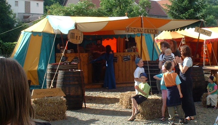 Pferdepaparazzi Ritterspiele In Konigsbach Stein