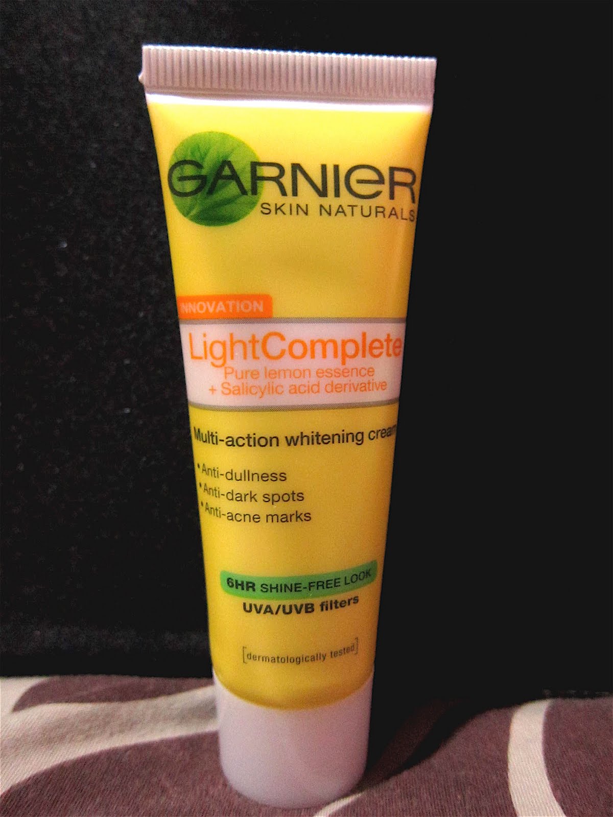 Beauty Junkie i.e Caby: Garnier Light Complete Multi-action whitening cream
