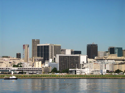 http://2.bp.blogspot.com/_SATaoxr-IIM/SZnjE5mbT5I/AAAAAAAABUc/YgrPFaHAOew/s400/Centro+do+Rio+de+Janeiro+25.jpg