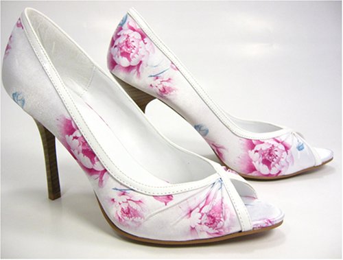 The pink wedding shoes