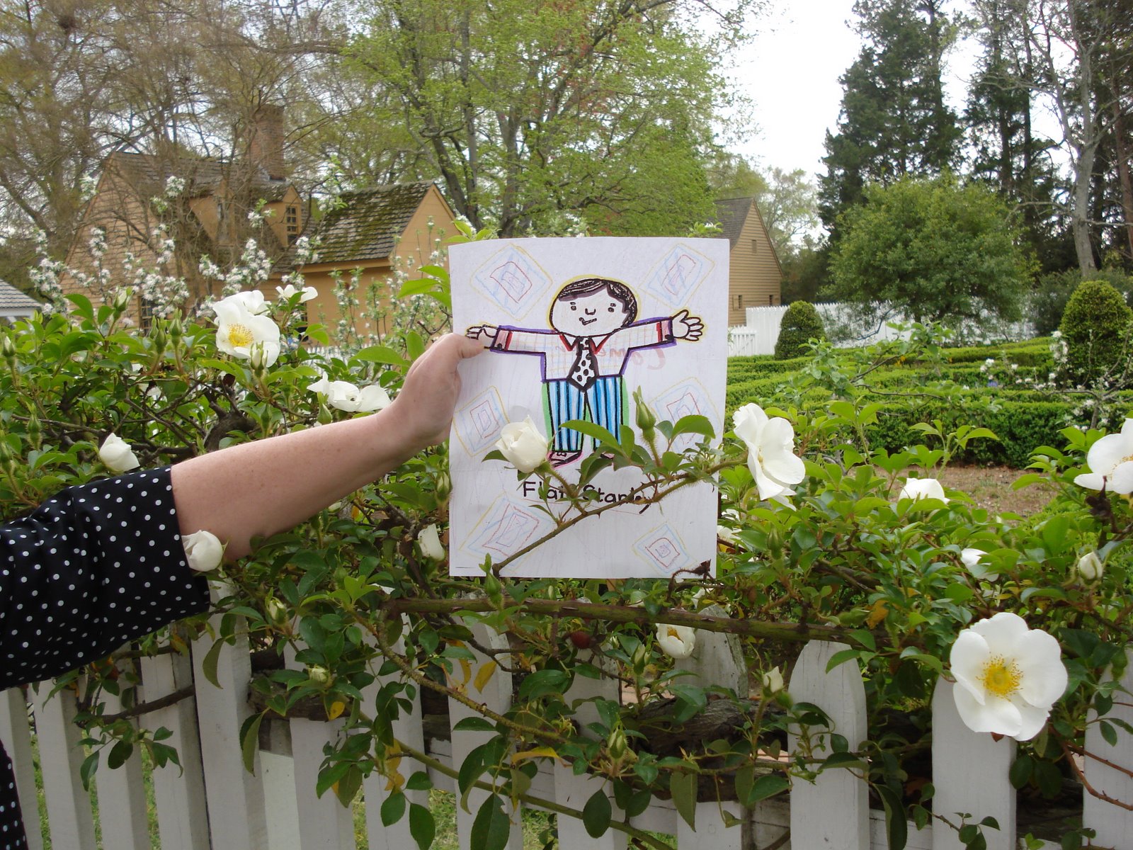 [Claire_and_Flat_Stanley+083.JPG]