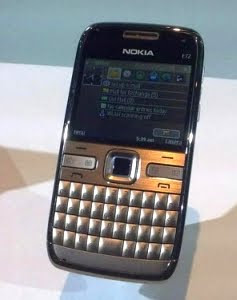 mobiles mania nokia e72 review specs price apps manual