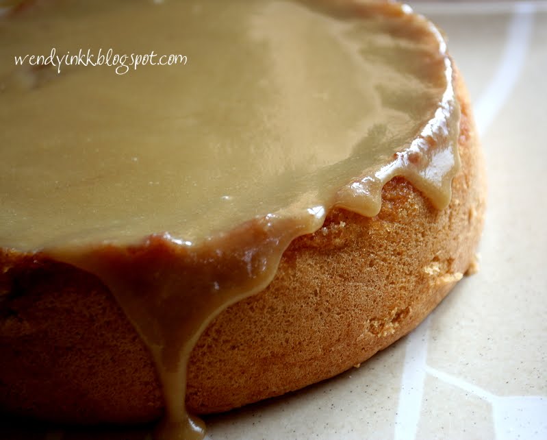 Sponge Cake With Demerara Sugar Sponge Cake With Demerara Sugar