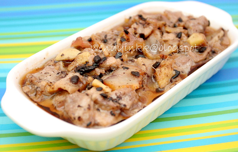 Table for 2.... or more Salted Fish Steamed Pork