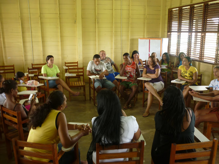 Roda de Conversa na Comunidade Carmo do Macacoari