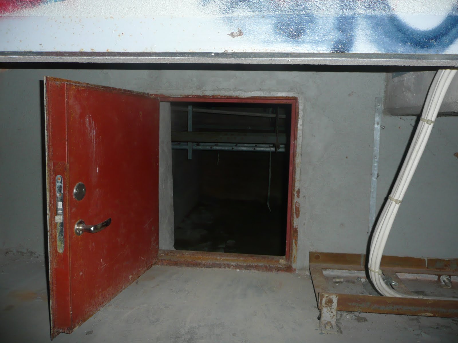 [P1020106.JPG]