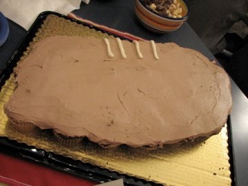 [cake14+football.jpg]