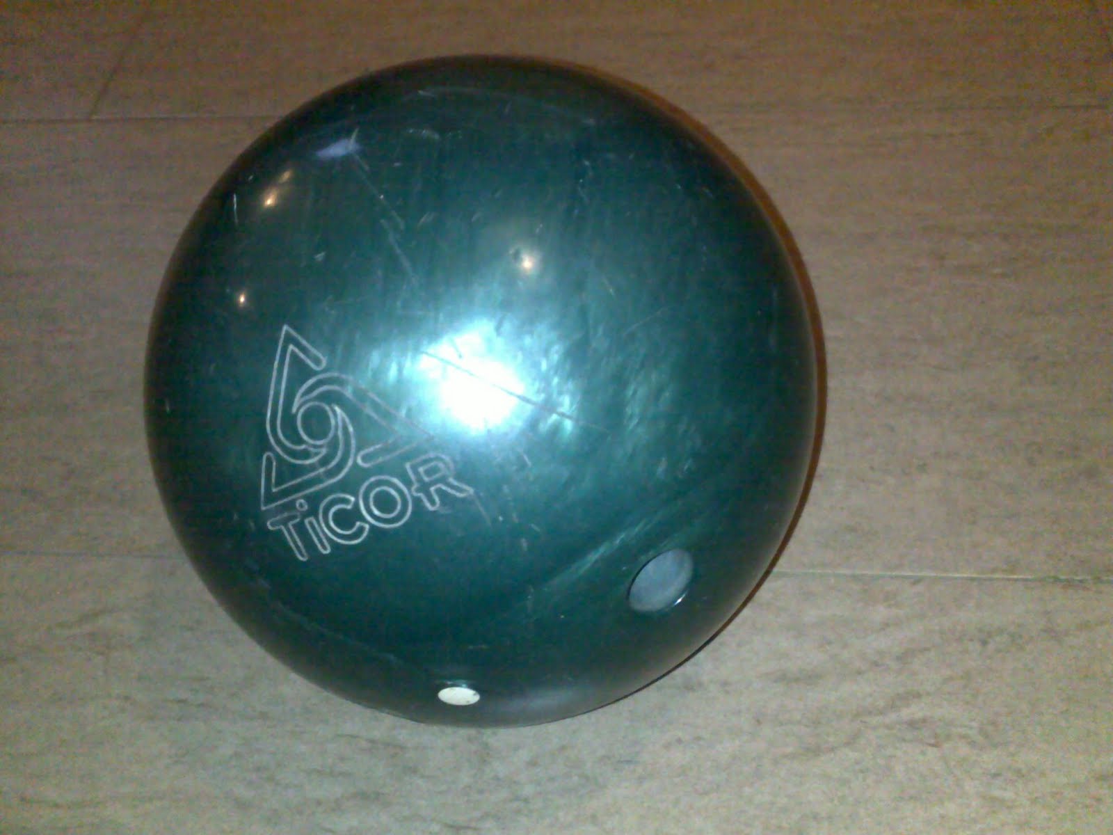 KEDAI BOWLING ONLINE Reactive ball columbia300 BOSS titanium 15 lbs