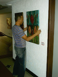 montagem de expo na galeria  uec  pituba