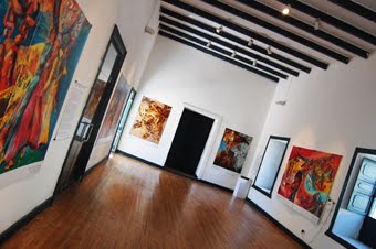 Exposición "Viaje Mítico de un Libro Gigante" en Museo de Rancagua, febrero 2010