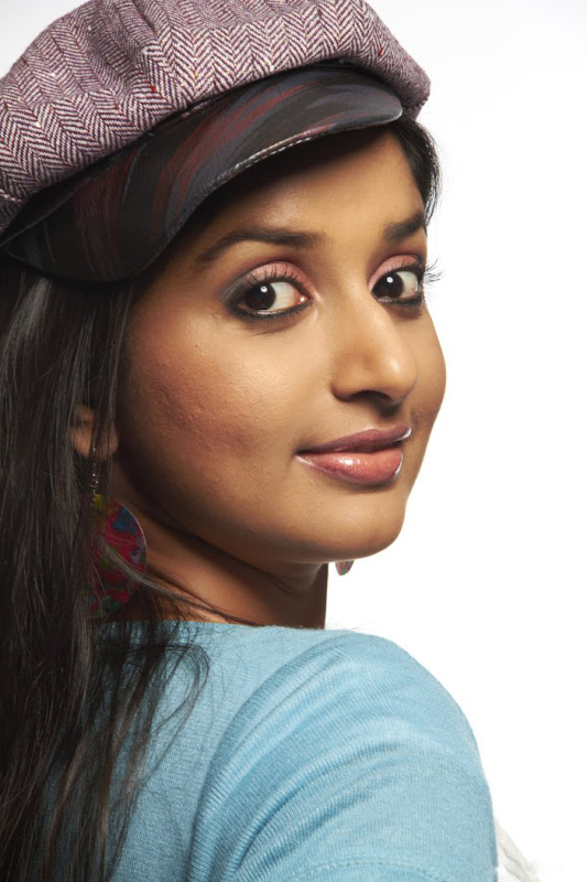 Meera Jasmine in Mohabath Photoshoot unseen pics