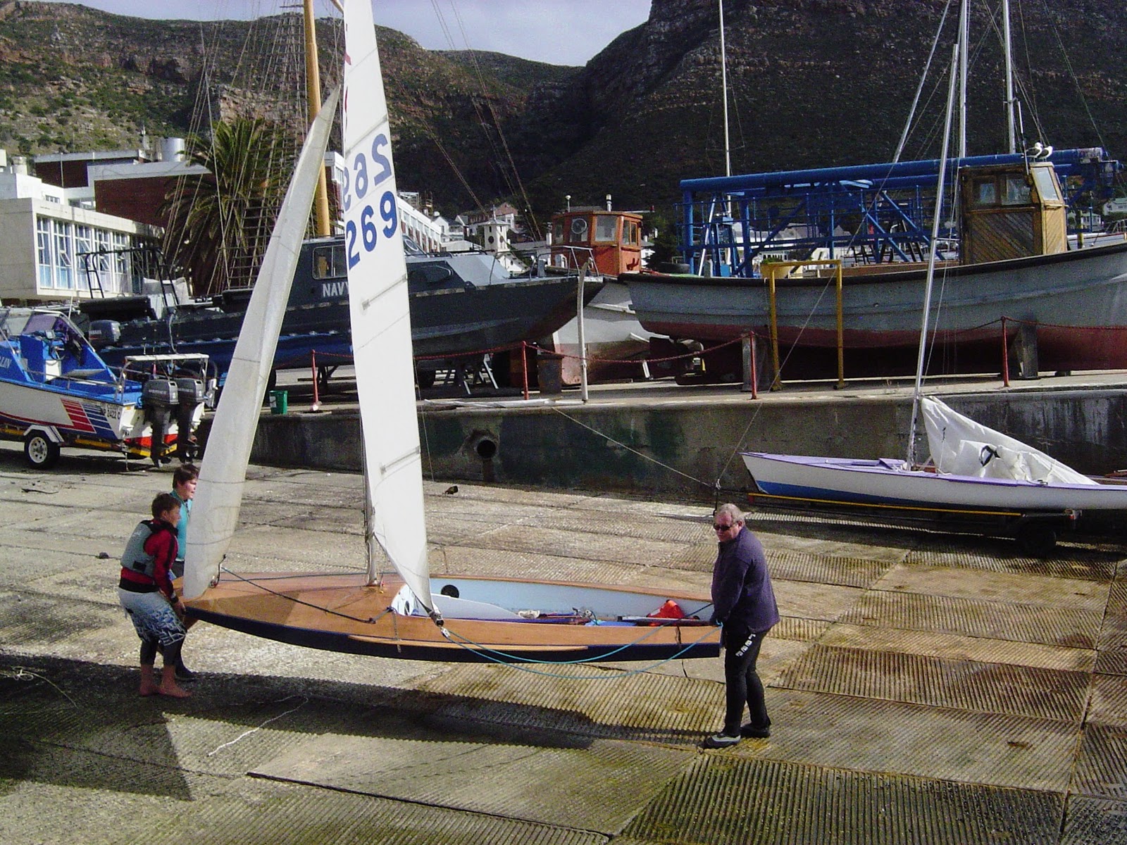 SA Yacht Blog Sailing Dinghy