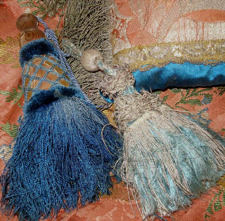 Acquired Objects Collecting habit Tassels