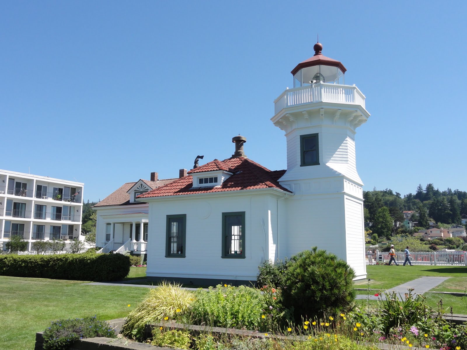 En Tequila Es Verdad Mystery of the Lighthouse