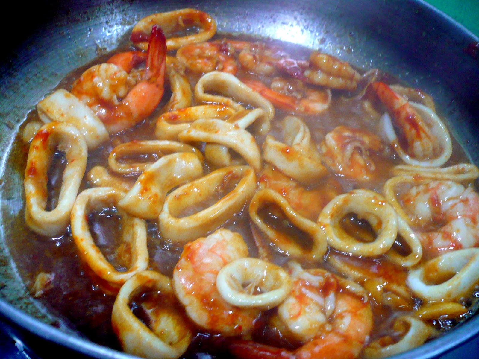 Chef Ron's Corner Spicy Buttered Shrimp & Squid