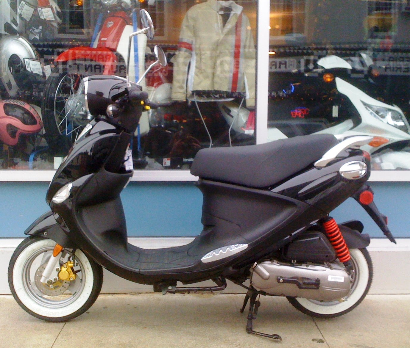 Philadelphia Used Scooters 2010 GENUINE SCOOTERS BUDDY 50 BLACK W