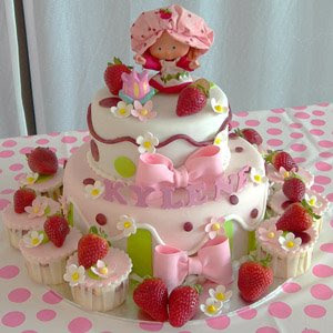 Strawberry Birthday Cake on Strawberry Shortcake Cake Designs   Strawberry Shortcake Birthday Cake