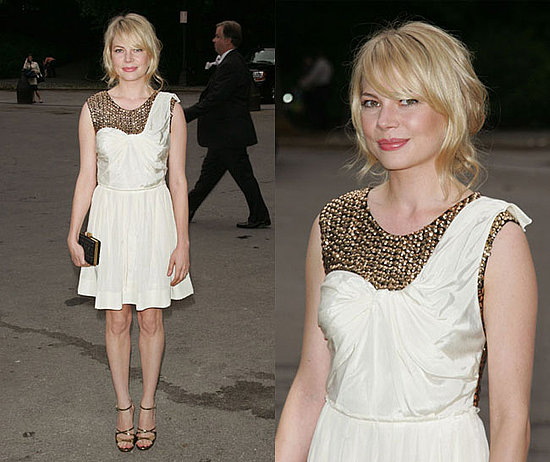 Michelle Williams#39; Hair. michelle williams short hair 2010. Michelle Williams#39; Hair.
