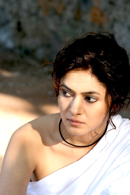 Radio Movie Actress Sonal Sehgal Hot Pictures Wallpapers
