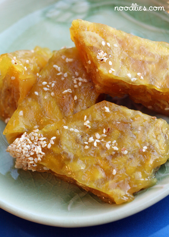 Vietnamese Desserts Banh Chuoi Banana Cake A Sydney food blog by Thang Ngo