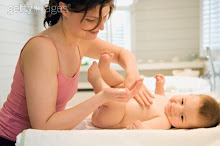 Faça massagem nos bebês
