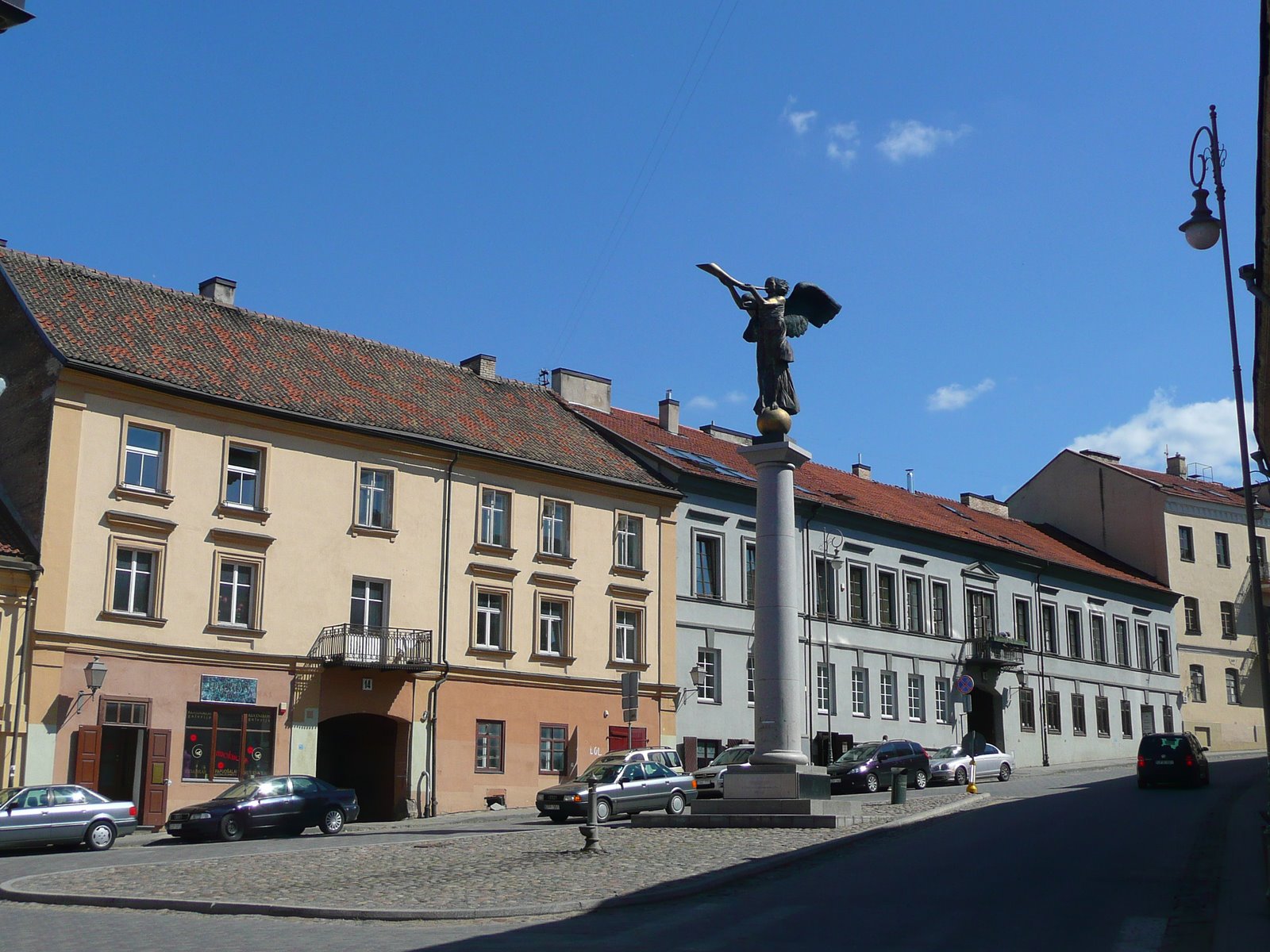 [P1060100.JPG]