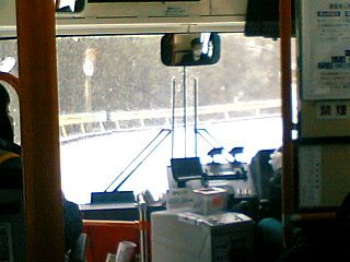 [bus03.JPG]