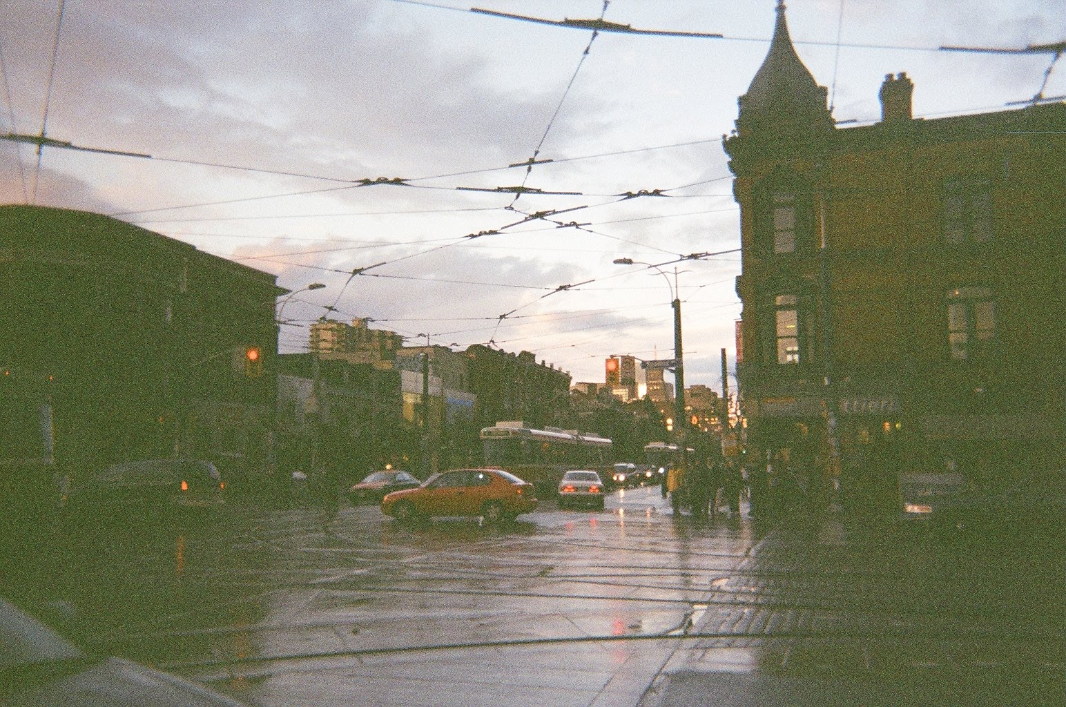 [03270010.JPG]