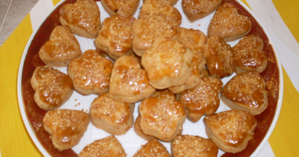 KIRMIZI BİBERLİ KURABİYE