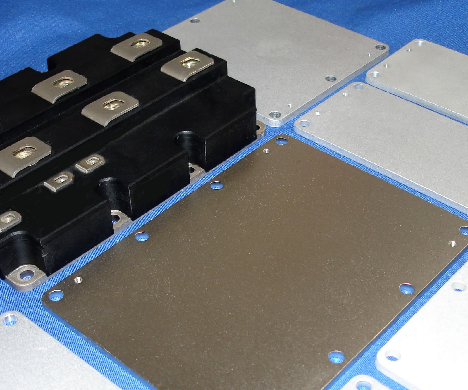 AlSiC Thermal Management Solutions IGBT Thermal Management