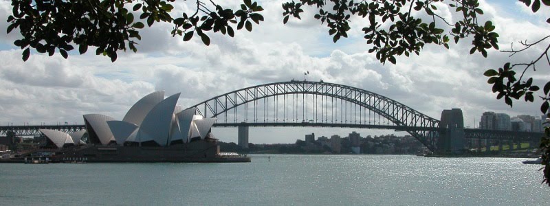 [AUSTRALIA__-_Sydney_Harbour_Bridge_and_Opera_House.jpg]