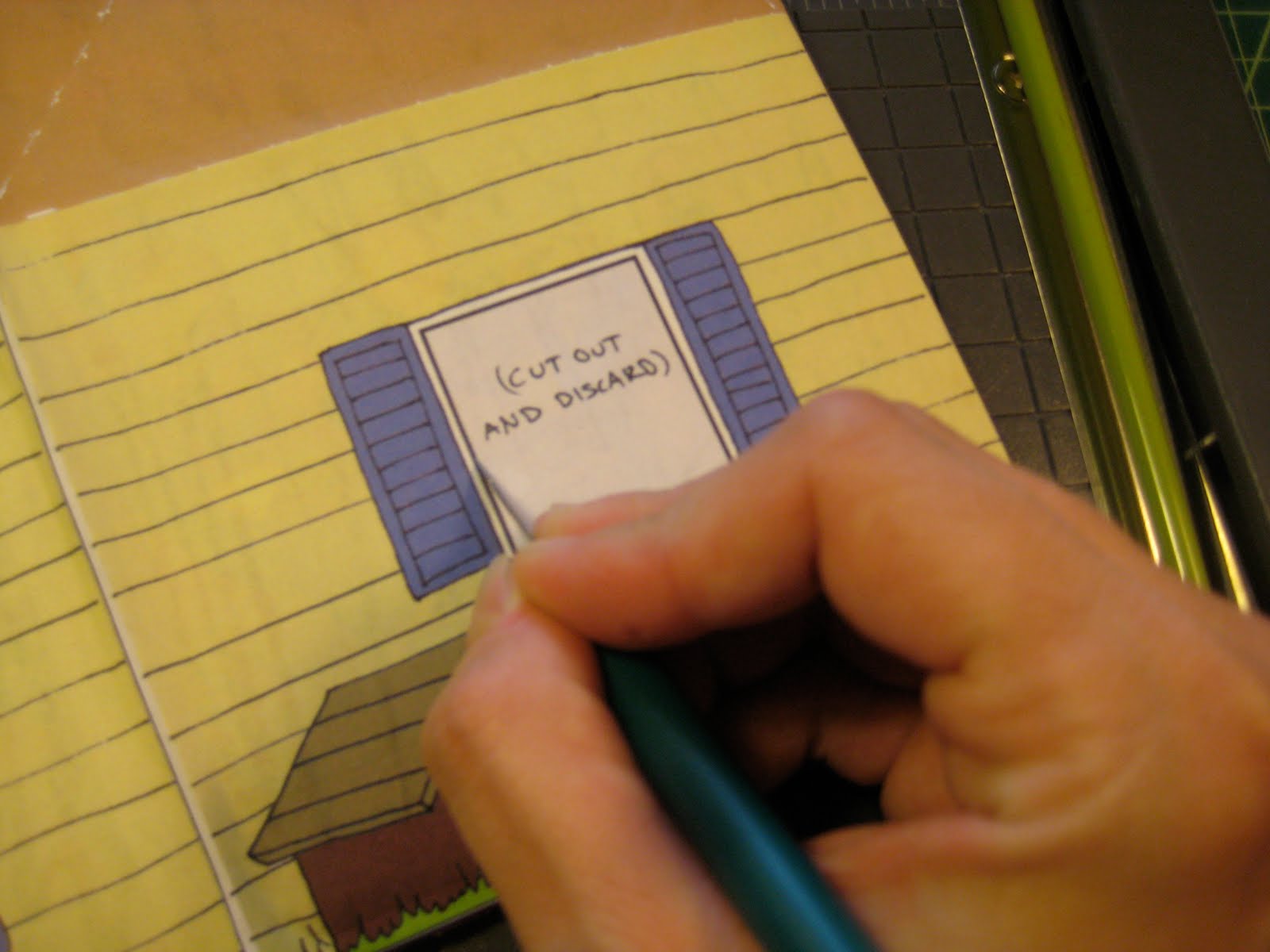 ID Mommy ID Mommy Projects Recycle Happy Meal Boxes into Toy Houses!