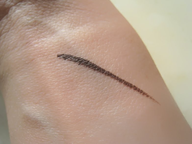 Tarte emphasEYES Liquid Eyeliner (Brown Bronze) The NonBlonde