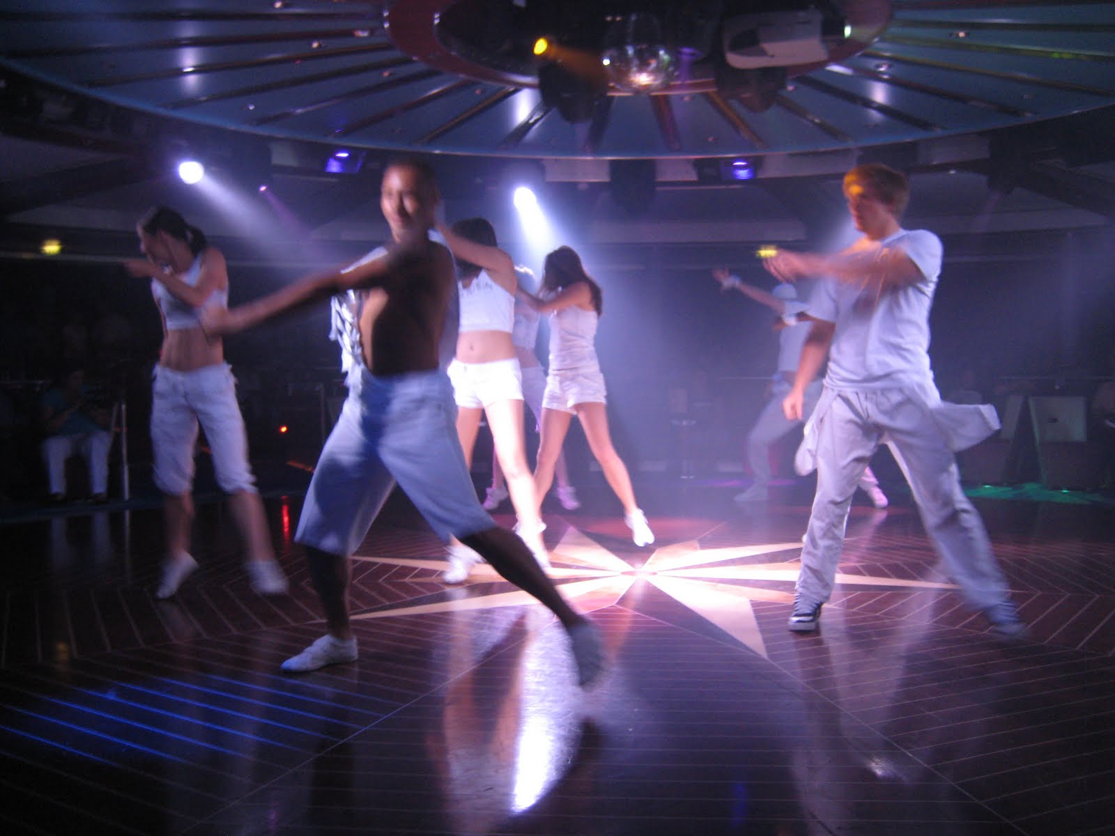 norwegian cruise sun white out party norwegian cruise sun white out party