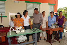 ENTREGA DE MAQUINAS ASOCIACION MUJERES DE HONDO VALLE