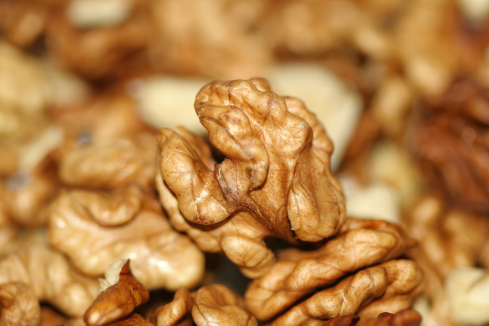 walnuts pecans difference
