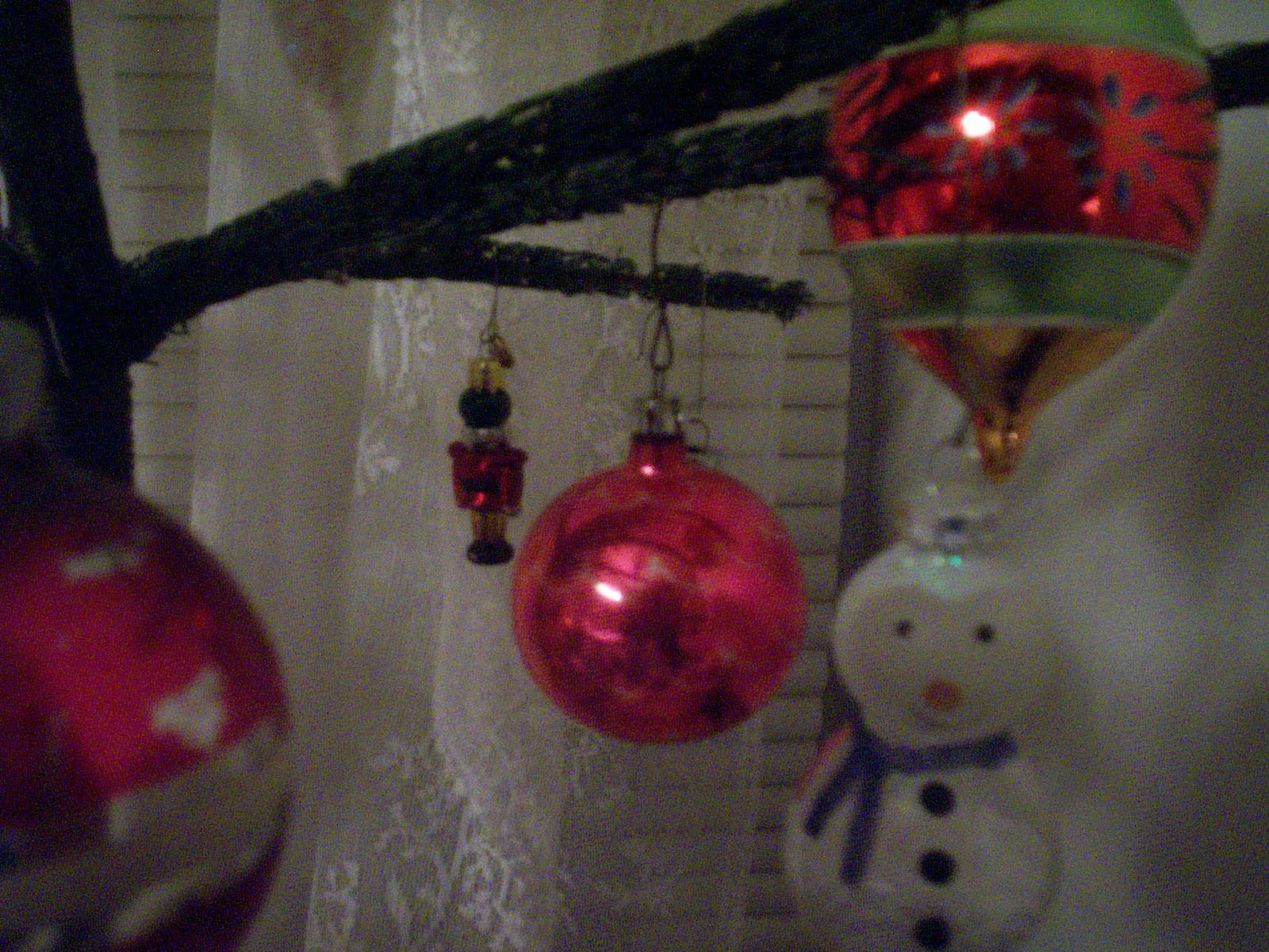 [Christmas+decorations+2009+161.jpg]