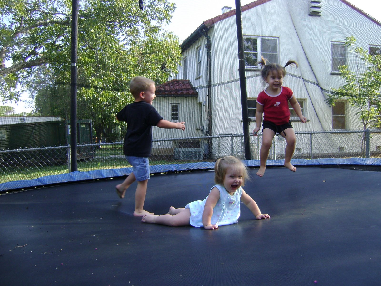 [new+kids+on+trampoline.JPG]