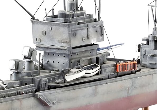 Scale Model News: REVELL USS ‘LONG BEACH’ - A UNIQUE VESSEL IN KIT FORM