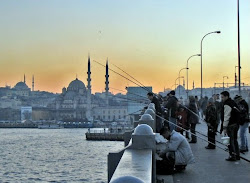 walk on galata bridge croos the haliç sea