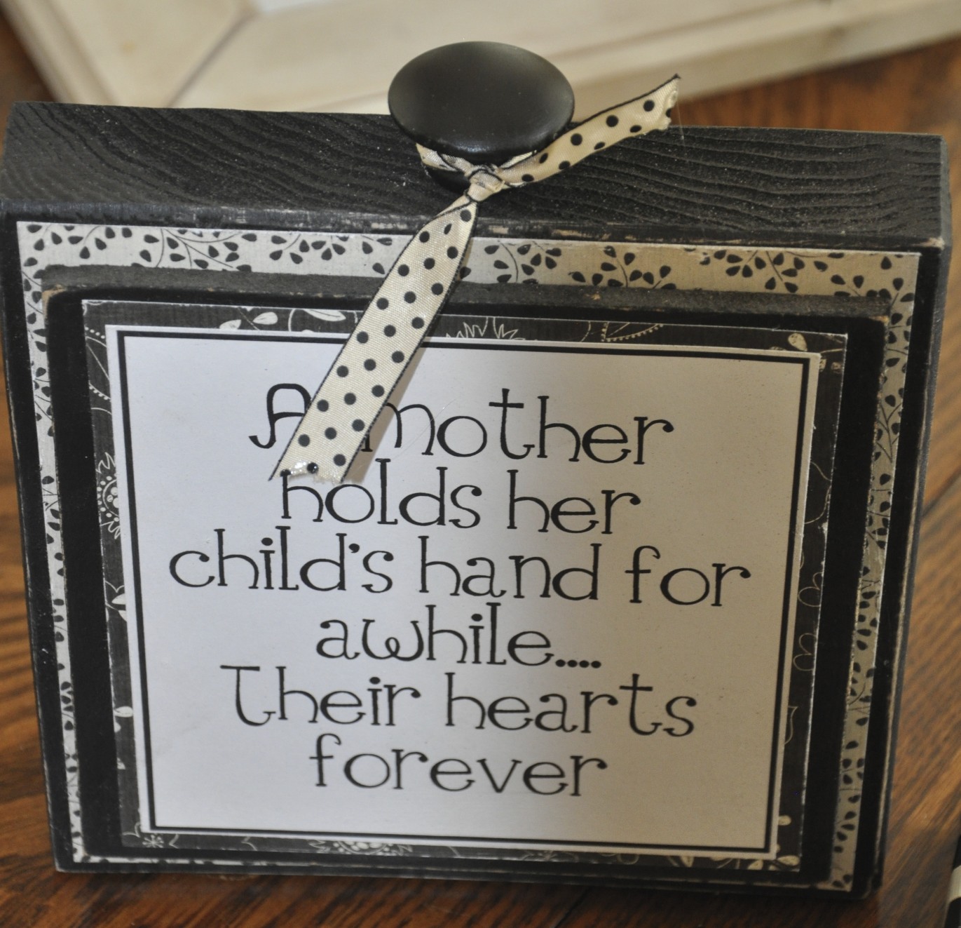 CURLY Q CRAFTS Picture Frame, Plaque