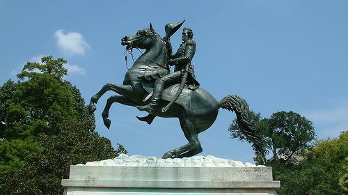 Simbole okulte 1.+Statue+of+a+Horse
