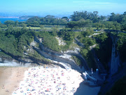 Playa de Mataleñas El camino por donde hemos venido con la costa de las . (playa de mataleã±as )