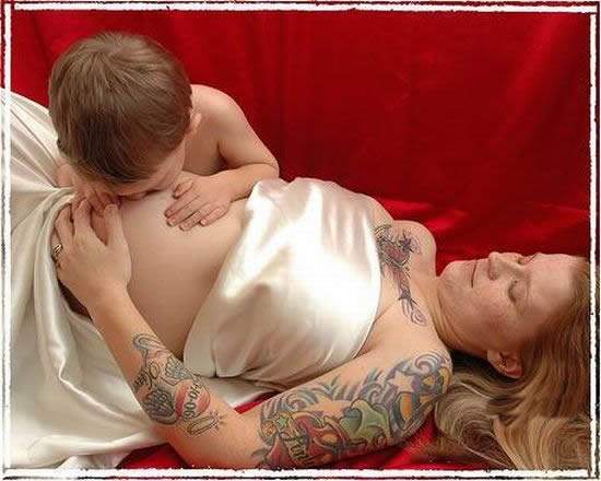 Толстая мать издает истерические стоны в инцесте со своим сыном