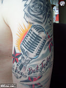 . millones de personas se realizan tatuajes de sus instrumentos, . (mma kw)