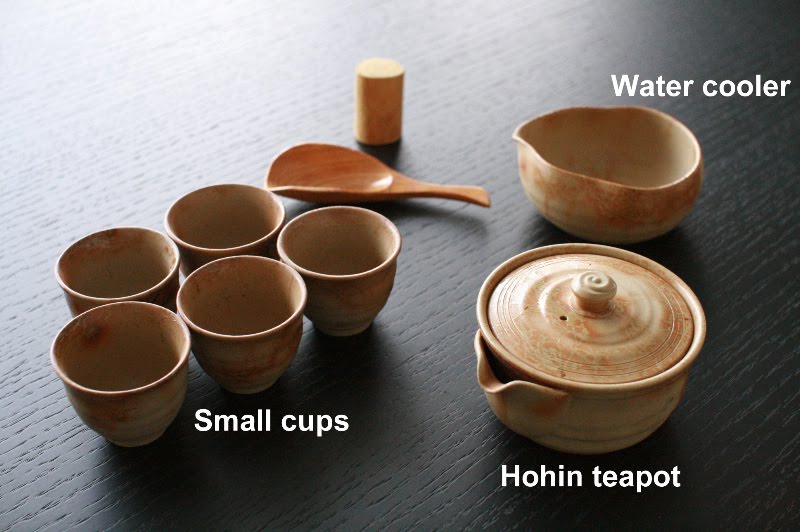 Japanese Small Tea Pot - Brown