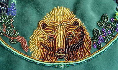 bead embroidery, grizzly bear design, Janet Dann